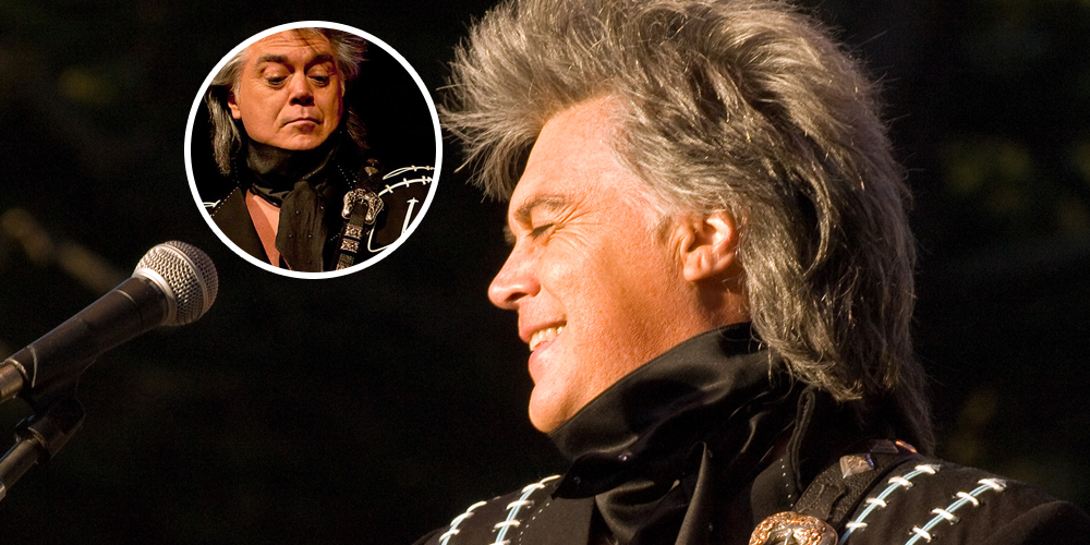 Why does Marty Stuart Always Wear Scarves?
