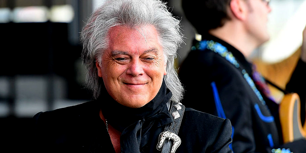 Why does Marty Stuart Always Wear Scarves?