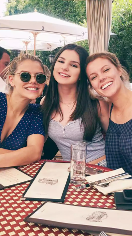 All About Martina McBride’s Three Daughters Delaney, Emma, and Ava