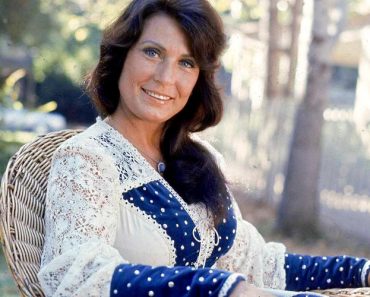 How Loretta Lynn Changed Country Music Forever