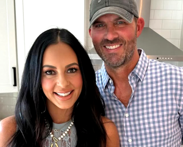 Sara Evans Announces Her Grandma Name During Exciting Gender Reveal