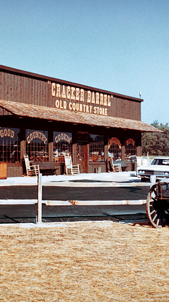 Cracker Barrel Changes Logo After 48 Years
