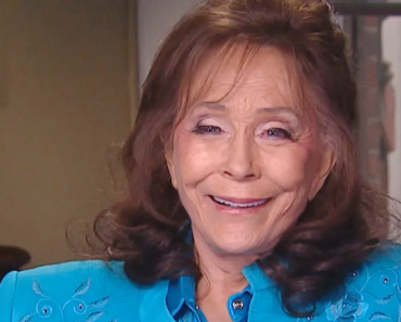 Loretta Lynn Once Said Modern Country Was Dead—and She Meant It Loretta Lynn Once Said Modern Country Was Dead—and She Meant It