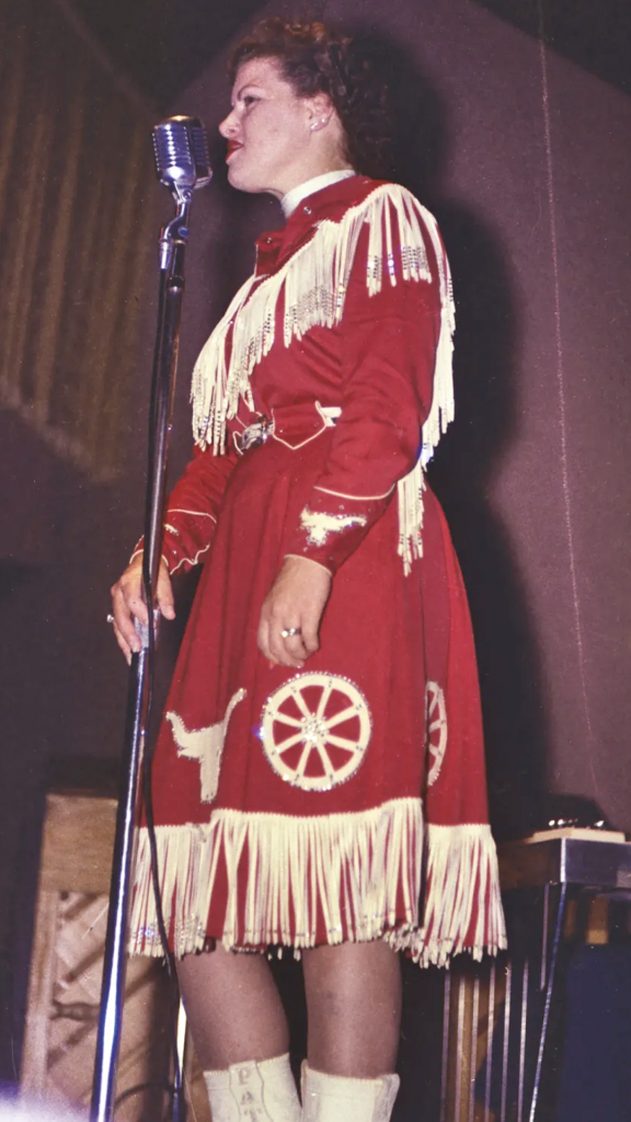 How Patsy Cline Made Loretta Lynn Fearless