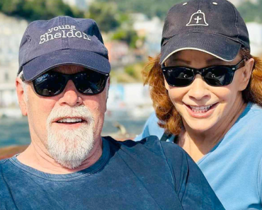 Reba McEntire Opens Up About Her Romantic Engagement to Rex Linn Reba McEntire Opens Up About Her Romantic Engagement to Rex Linn