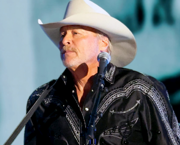Despite a $150 Million Fortune, Alan Jackson Is Leaving the Road for Something Personal
