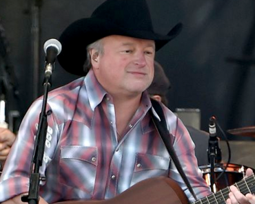 Mark Chesnutt Reveals Redemption Tour Following His Scary Battle With Alcoholism