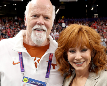 Reba McEntire Explains Why Her Wedding to Rex Linn Is on Hold