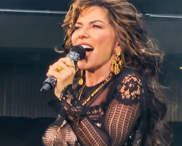 Fans Can’t Agree If Shania Twain’s Bold Wembley Outfit Was Too Much or Perfect